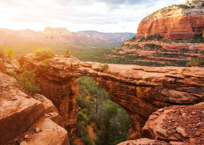 The History of Devil’s Bridge in Sedona & My Experience Hiking Up To It